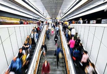 Menschen auf Treppe